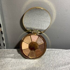 Tarte Rainforest if the Sea Eyeshadow Palette